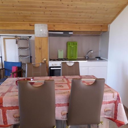 Appartement Nicole Benkovac Dış mekan fotoğraf
