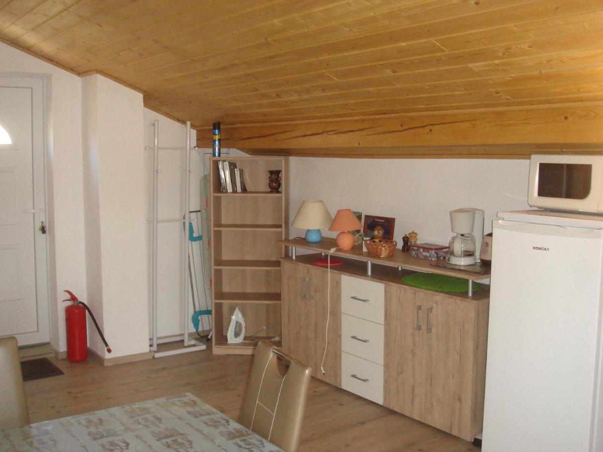 Appartement Nicole Benkovac Dış mekan fotoğraf