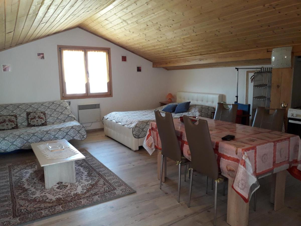 Appartement Nicole Benkovac Dış mekan fotoğraf